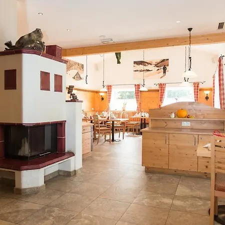 Landgasthof Alpenblick ホテル 3*